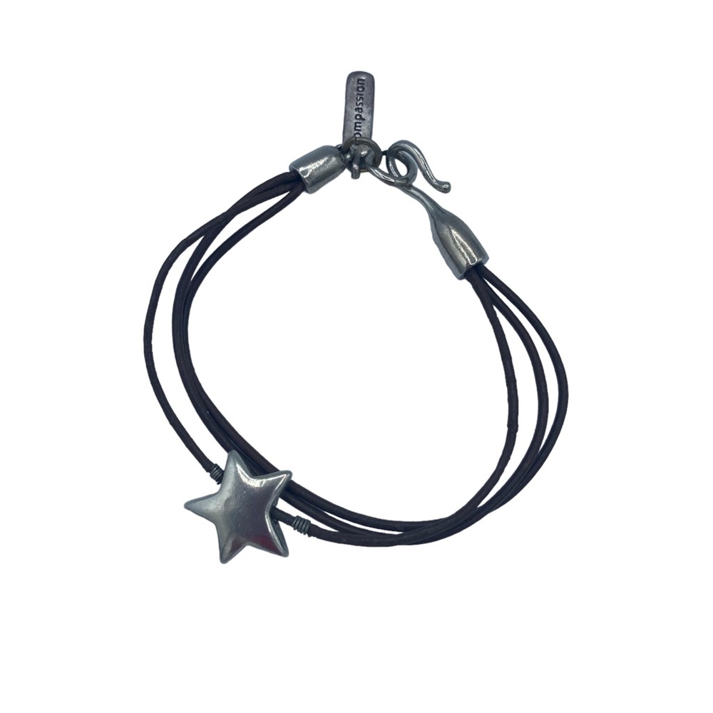 ✨J Jill leather bracelet compassion with silver tone star